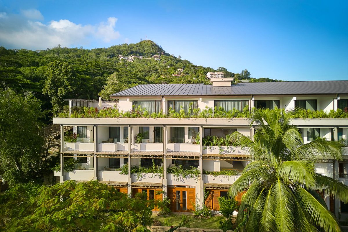 LAILA ,SEYCHELLES, A TRIBUTE PORTFOLIO RESORT****