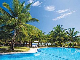 alphonse_island_piscina