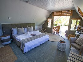 alphonse_island_Bungalow2