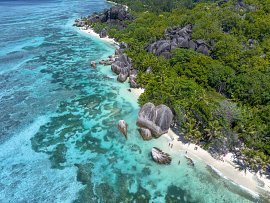 ANSE SOURCE D'ARGENT DRONE VIEW 6