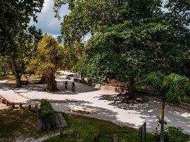 L'UNION ESTATE GROUNDS