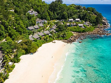 CARANA BEACH HOTEL 4****