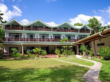 AUGERINE SMALL HOTEL