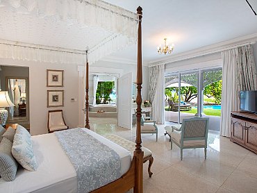 COUSINE_island_Presidential_Villa_camera COUSINE_island_Presidential_Villa_camera