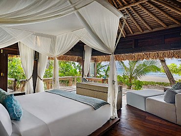 Master_Bedroom_Beach_Front_Villa