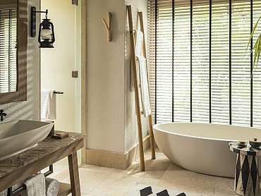 desroches_fourseasons_bagno_villa