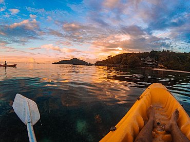 cerf_island_Sunset_Kayakin