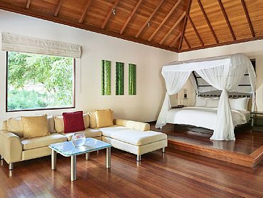 Hilton _Seychelles_Labriz_Resort_Sanctuary_Pool_Villa_camera