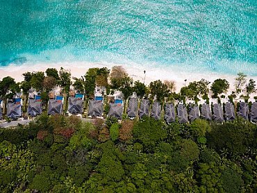 Hilton _Seychelles_Labriz_Resort_overview_ville