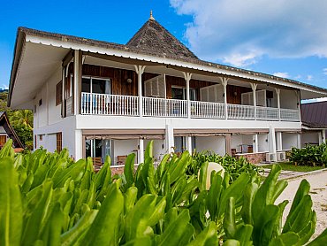 La _Digue_Island_Lodge_beach_house_esterno