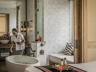 desroches_fourseasons_spa