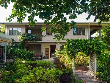 Le Repaire_Boutique Hotel_Exterior view