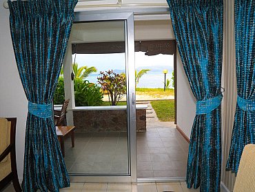 La _Digue_Island_Lodge_beach_house_balcone