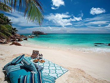 cousine_island_pavillon_beach2 cousine_island_pavillon_beach2