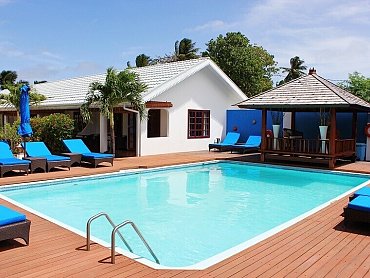 Villa_de_Mer_swimming-pool_