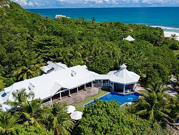 cousine_island_pavillon cousine_island_pavillon