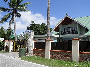 le_relax_beach_House_la_digue_strada