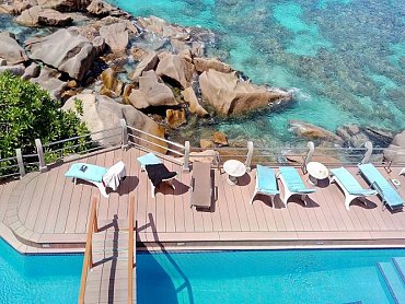 patatran_village_ladigue_piscina2