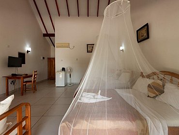 Villa_Veuve_Std_Rm-bedroom