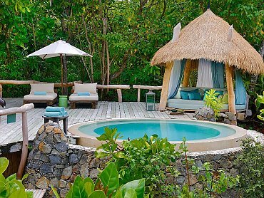 north_island_Beach_front_Villa_Plunge_Pool