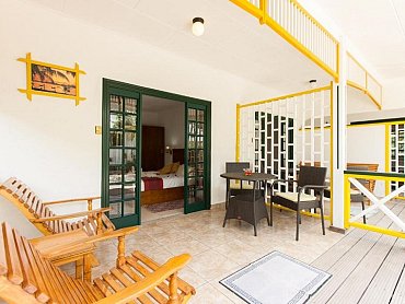 Pension_Michel_front