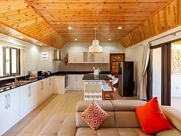 Casa_De_Leela_&_Cocolux_Self_Catering_Apartaments3