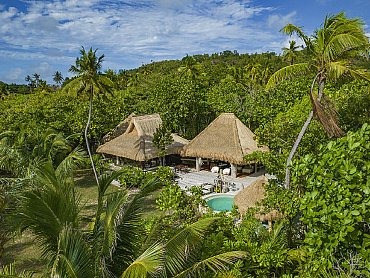 north_island_Side_View_Beach_front_Villa