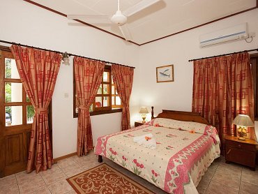 Kot_Babi_Guesthouse_bedroom