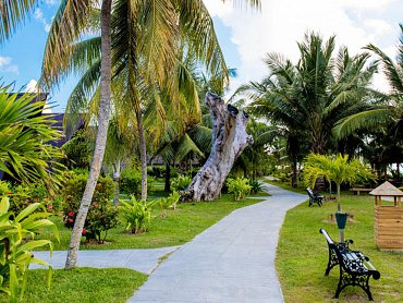 La _Digue_Island_Lodge_giardino