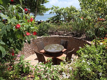 Hotel_Le_Repaire_tavolo_privacy