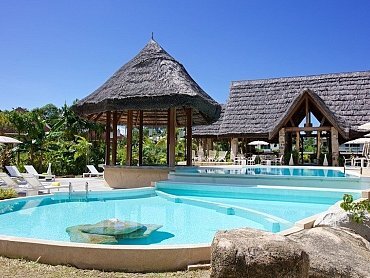 Les_Lauriers_Seychelles_Praslin_pool