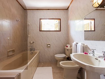 villamilleetoiles_praslin_bagno villamilleetoiles_praslin_bagno