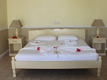 la_roussette_mahe_standard_room