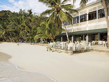 larchipel_praslin_spiaggia2