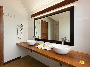 4_bodyroom_L'Hirondelle_Self_Catering_Seychelles