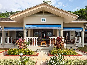 le_relax_mahè_entrata_ristorante