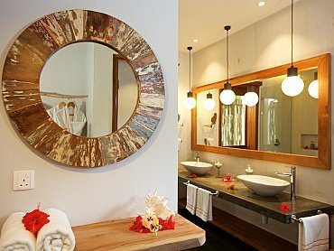 Les_Lauriers_Seychelles_Superior_room_Praslin