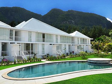 Eden_Luxury_Apartment_piscina