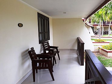 Berjaya_praslin_seychelles_entrata_deluxe_room_patio Berjaya_praslin_seychelles_entrata_deluxe_room_patio