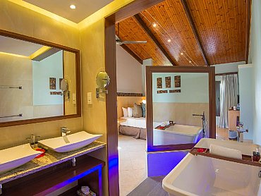 coco_de_mer_standard_room_bagno