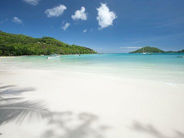 costance_ephelia_seychelles_spiaggia costance_ephelia_seychelles_spiaggia