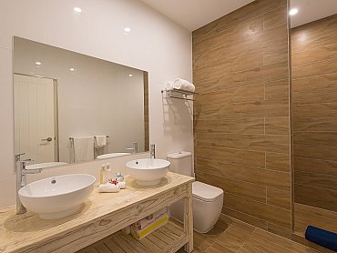 beachfront-king__Le_Nautique_Mahè