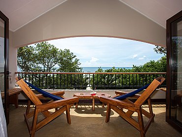 Balcony-L'Hirondelle_Self_Catering_Seychelles