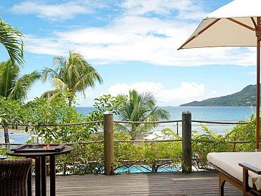 fisherman_cove_deluxe_room