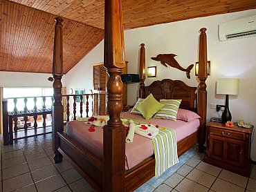 Chalets_Cote_Mer_Superior_bedroom2