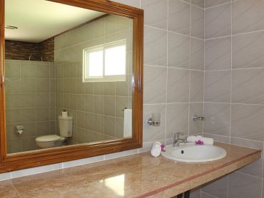 Chalet_bamboo_Vert_sup-bathroom Chalet_bamboo_Vert_sup-bathroom