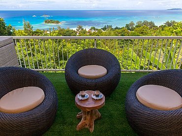 le_duc_de_praslin_seychelles_villa_deck