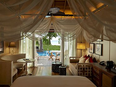 STORY_Beach_pool_villa_bedroom
