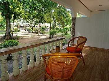 Chalet_bamboo_Vert_patio Chalet_bamboo_Vert_patio