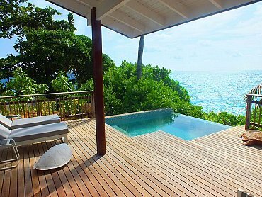 Carana_Beach_Hotel_Beach_chalet_ocean_pool Carana_Beach_Hotel_Beach_chalet_ocean_pool